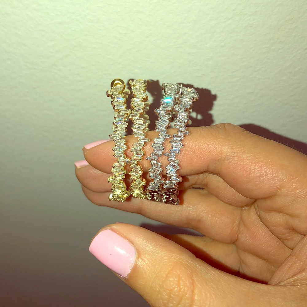 Baguette style Hoops